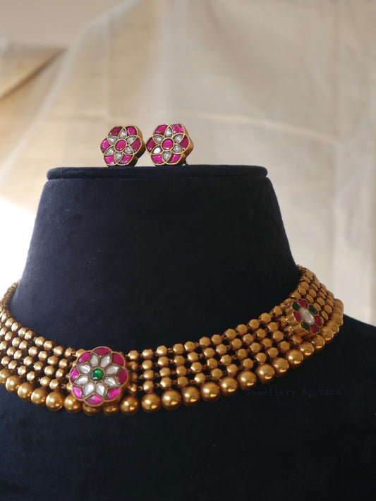Kundan Addige Necklace