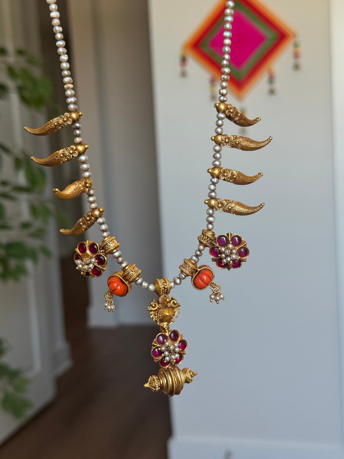 Classic Mango Motif Necklace