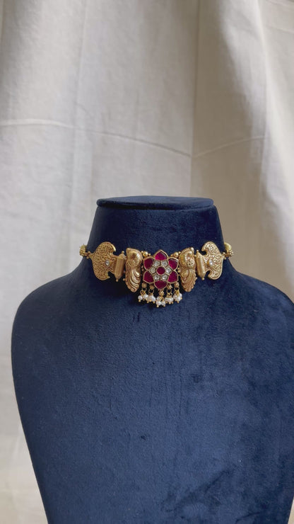 Kundan Choker