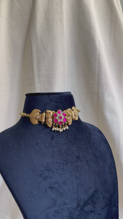 Kundan Choker